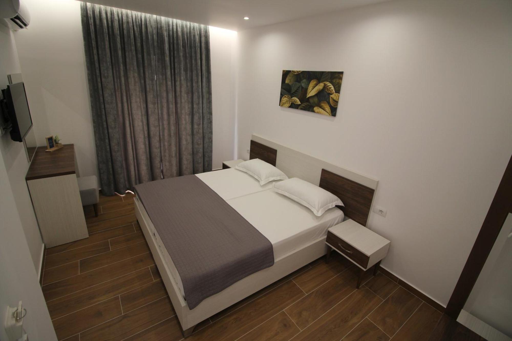 Eden Suites&Apartments Sarande Exterior photo