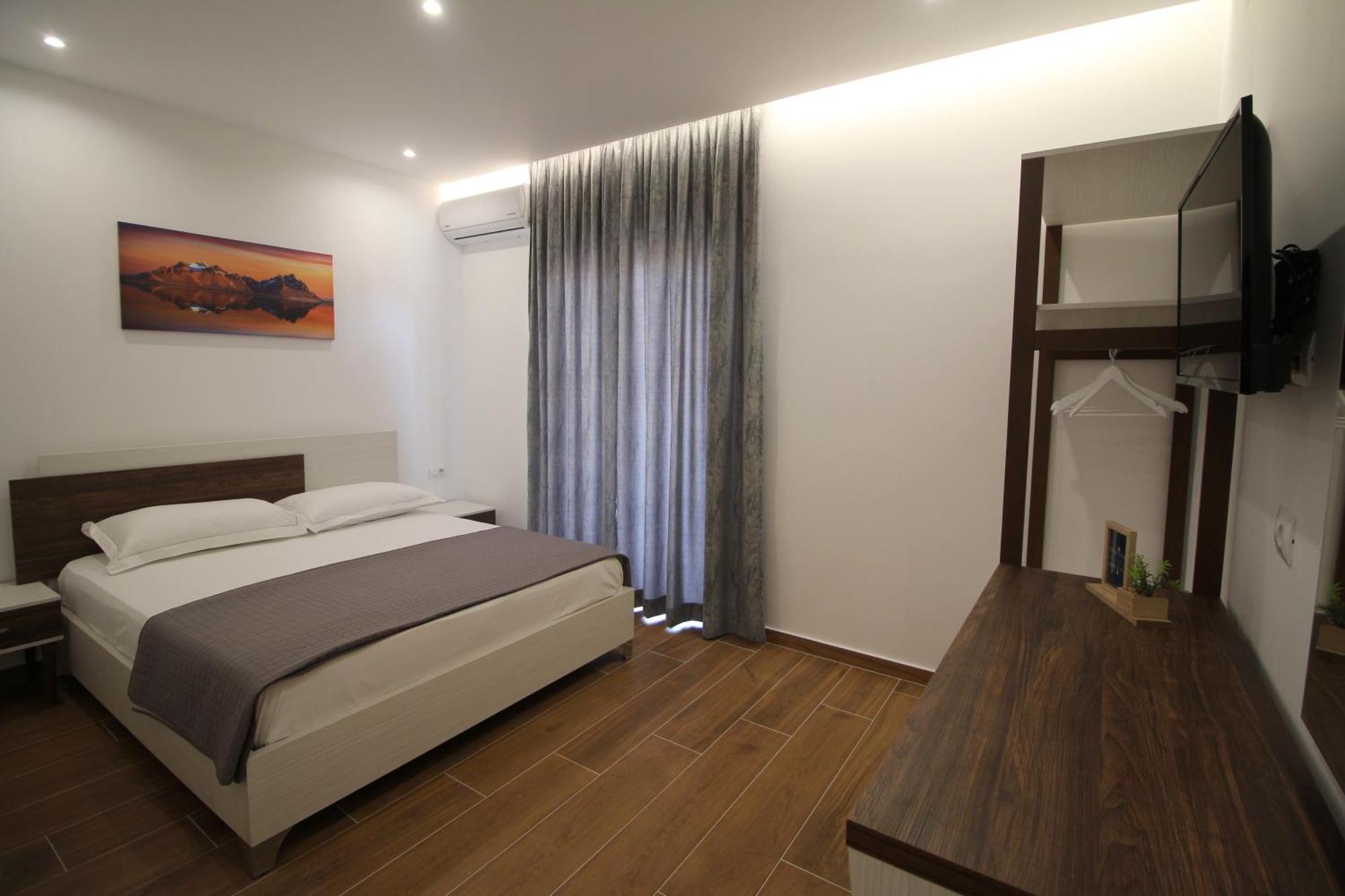Eden Suites&Apartments Sarande Exterior photo