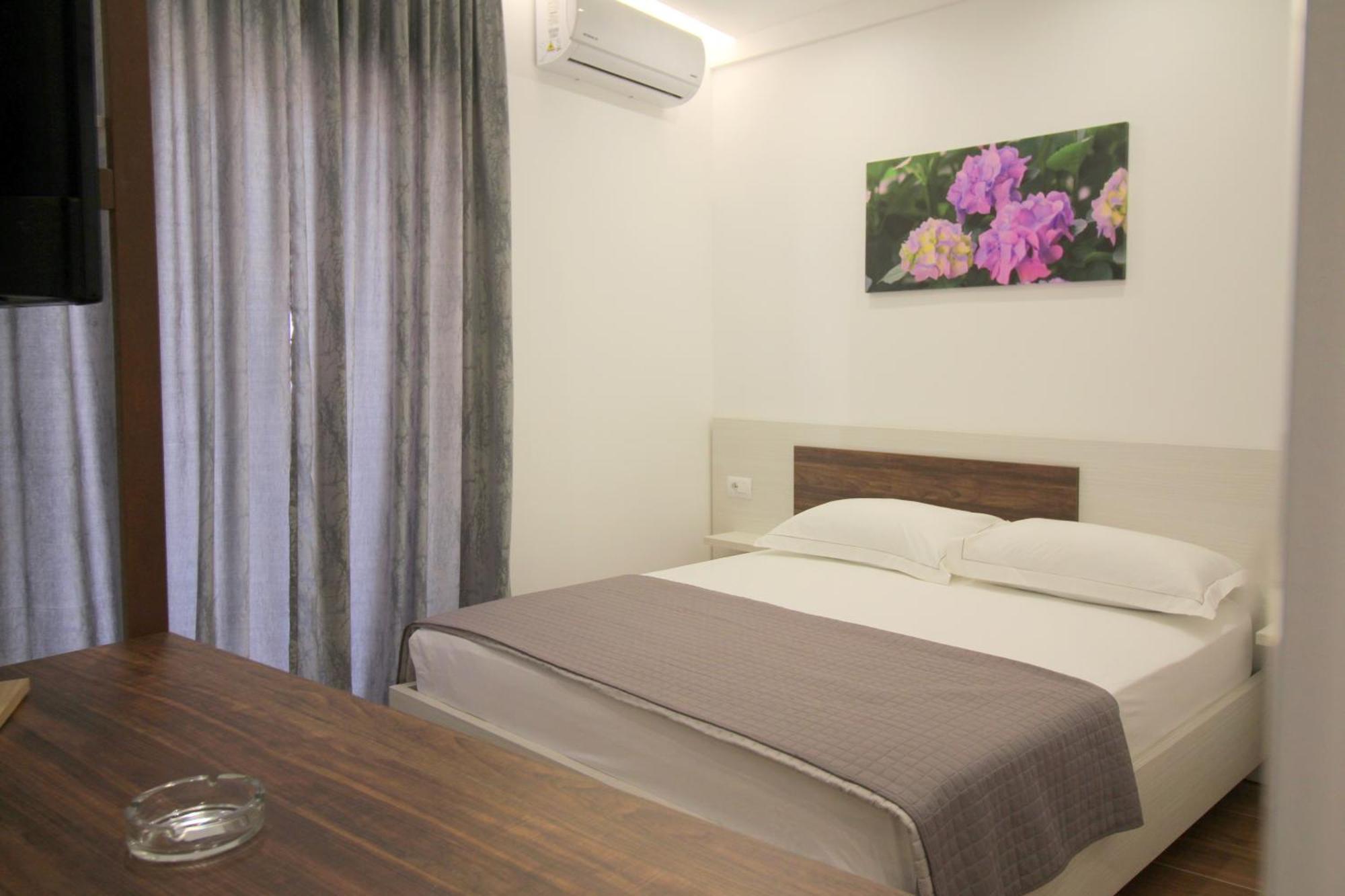 Eden Suites&Apartments Sarande Exterior photo