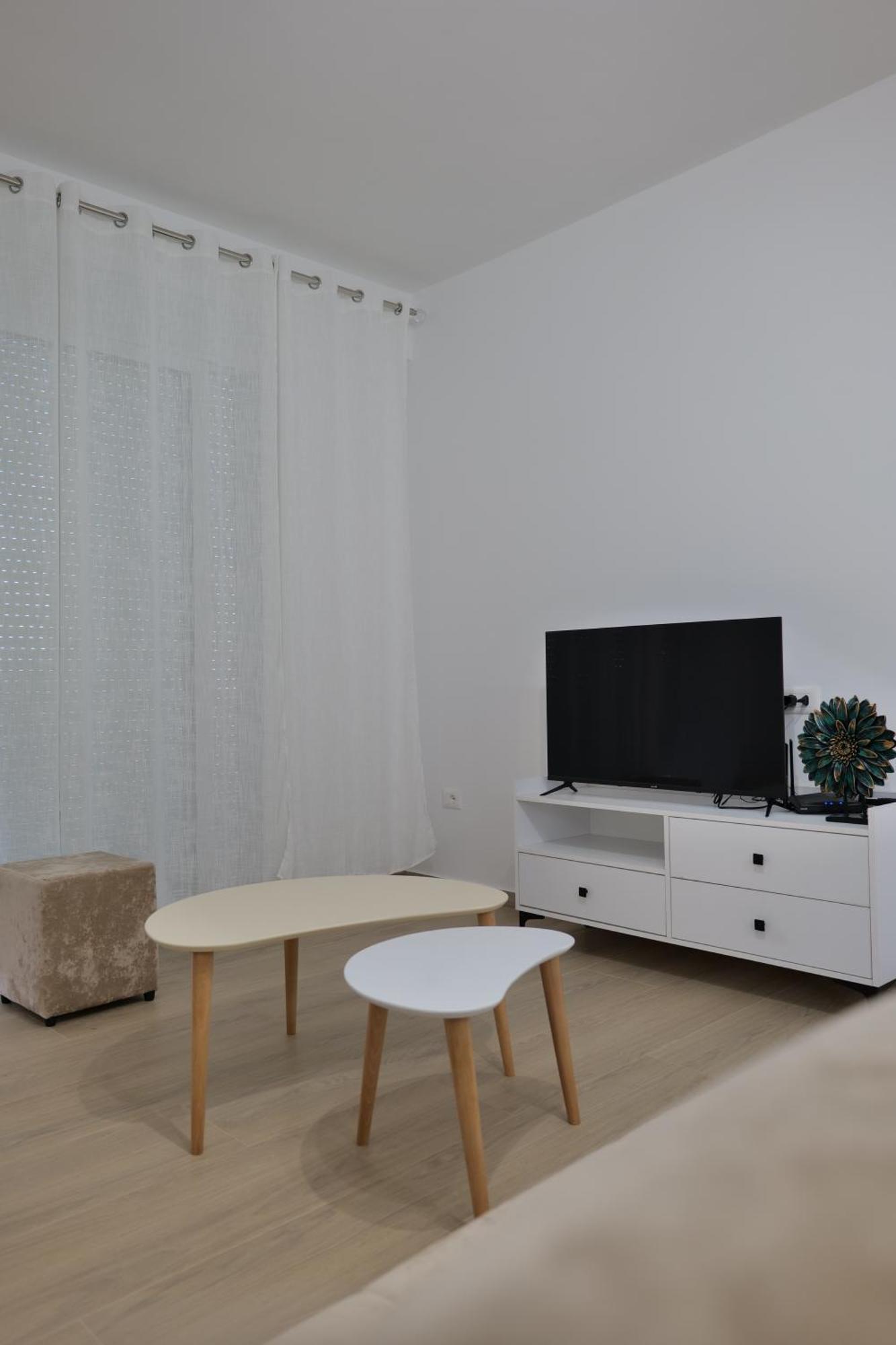 Eden Suites&Apartments Sarande Exterior photo